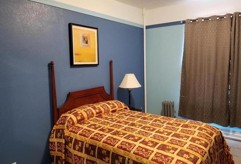 חדר סטנדרד יחיד חדר אמבטיה משותף, Page