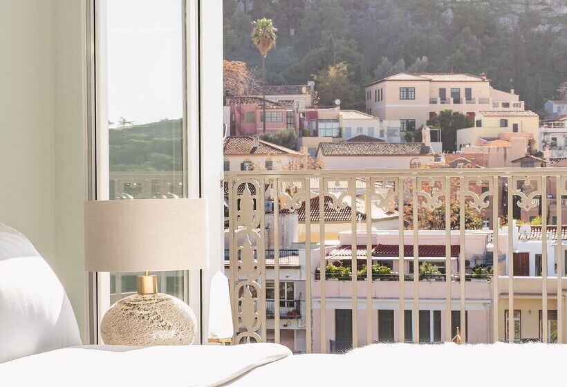 디럭스 주니어 스위트, The Dolli At Acropolis, A Hotel To Live