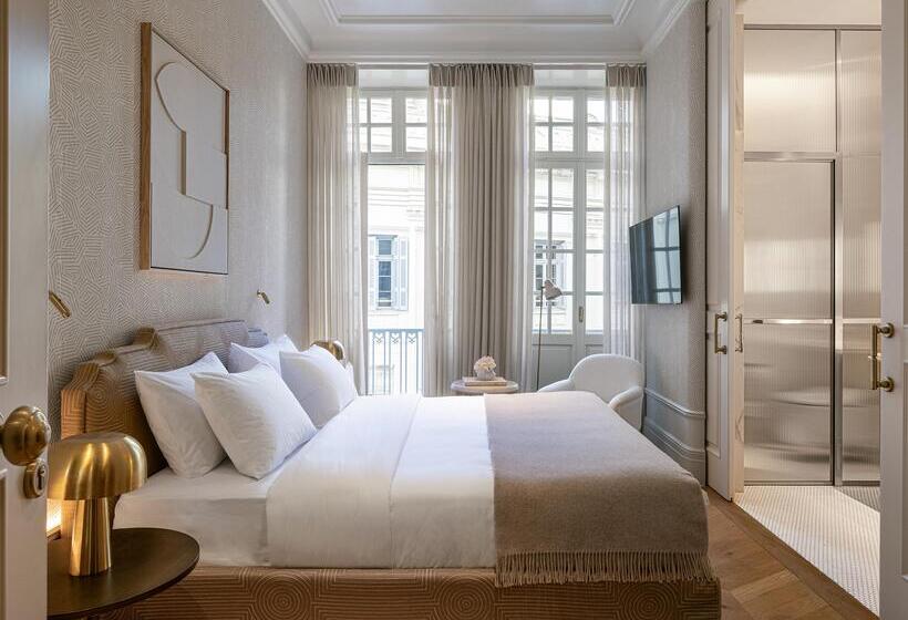 스탠다드 발코니 룸, The Dolli At Acropolis, A Hotel To Live