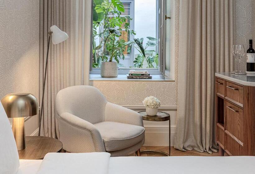 스탠다드 룸, The Dolli At Acropolis, A Hotel To Live