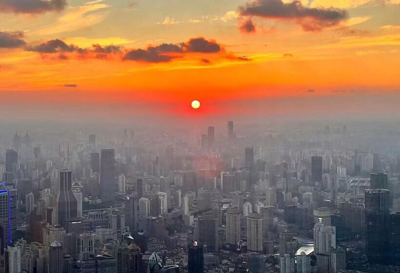 Люкс с Видом, J Hotel, Shanghai Tower   Above All Else, Overlooking The Bund