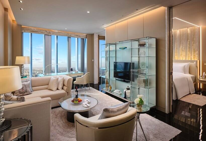 سوئیت با چشم‌انداز, J Hotel, Shanghai Tower   Above All Else, Overlooking The Bund