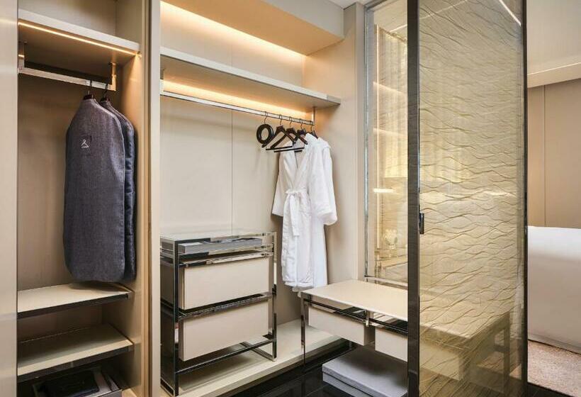 Стандартный Номер Кровать Кинг, J Hotel, Shanghai Tower   Above All Else, Overlooking The Bund