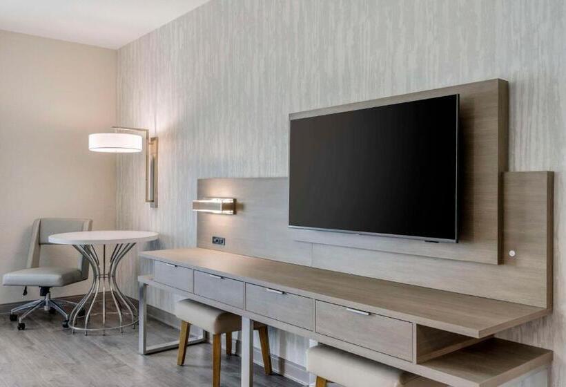 غرفة قياسية لذوى الاحتياجات الخاصة, Best Western Plus Winter Haven Inn & Suites