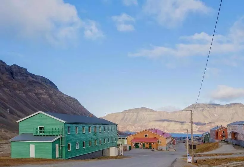 バス共有のスタンダードルーム, Coal Miners’ Cabins