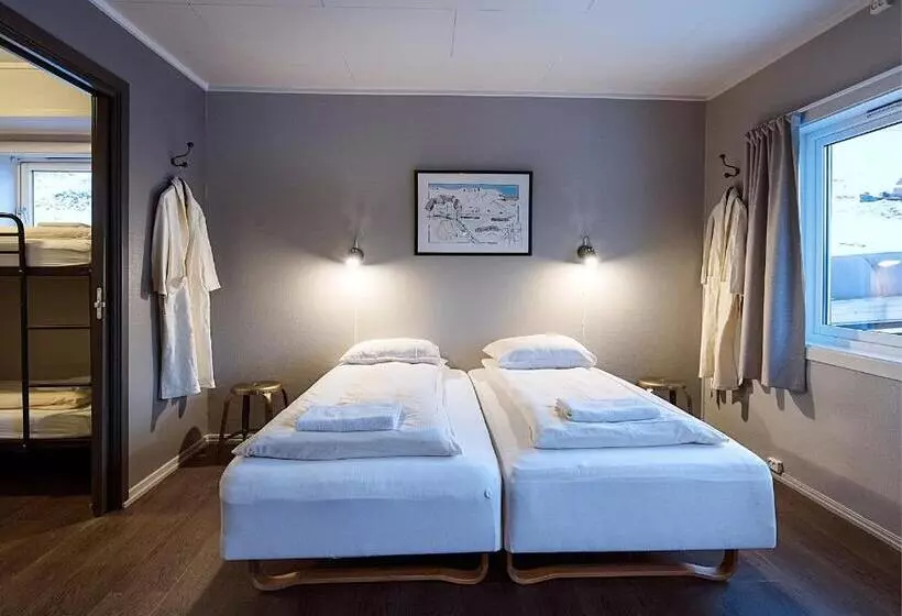 ファミリールーム, Coal Miners’ Cabins