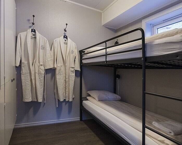 家庭间, Coal Miners’ Cabins