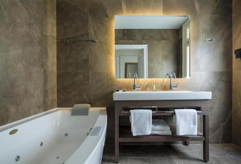 סוויטה דלוקס, 3 Sixty Hotel & Suites