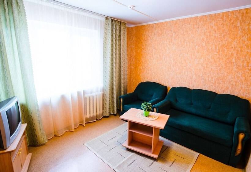 스탠다드 트리플 룸, Algorithm