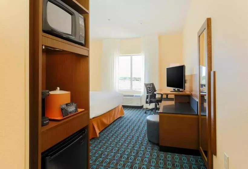 キングサイズベッドのスタンダードルーム, Fairfield Inn & Suites By Marriott Cotulla