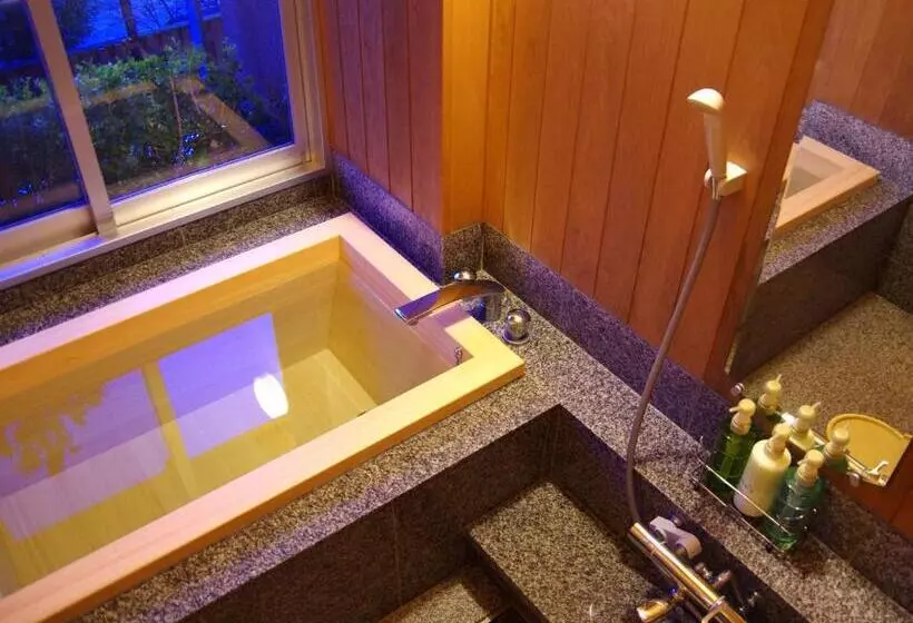 景色の見えるスイートルーム, Gero Onsen Yukyunohana