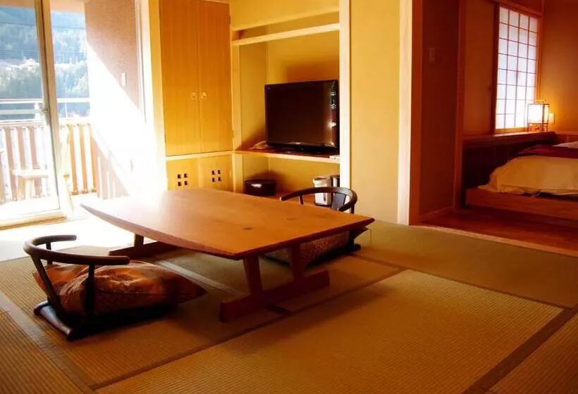 スイート, Gero Onsen Yukyunohana
