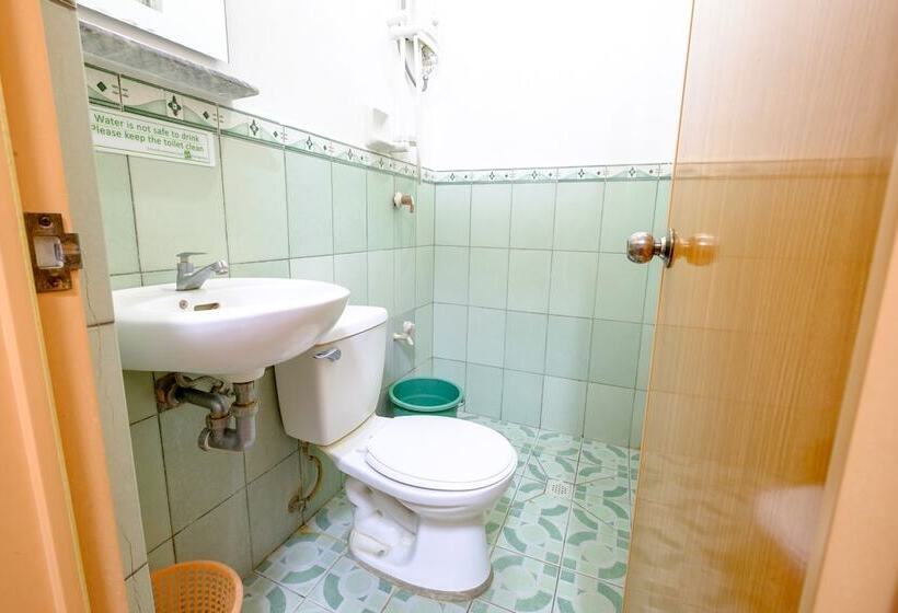 חדר אקונומי, Gv Hotel   Ozamiz