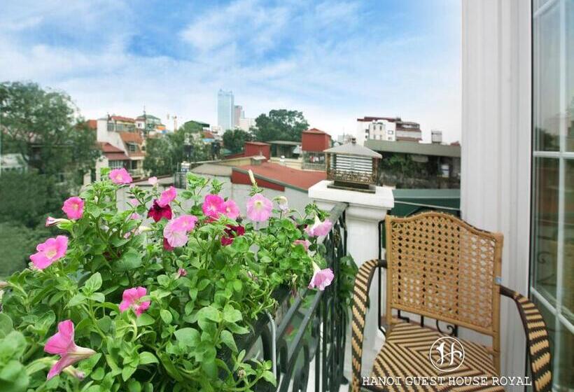 اتاق اجرایی, Hanoi Hotel Royal