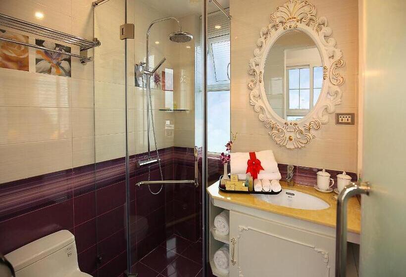 اتاق پرمیوم, Hanoi Hotel Royal