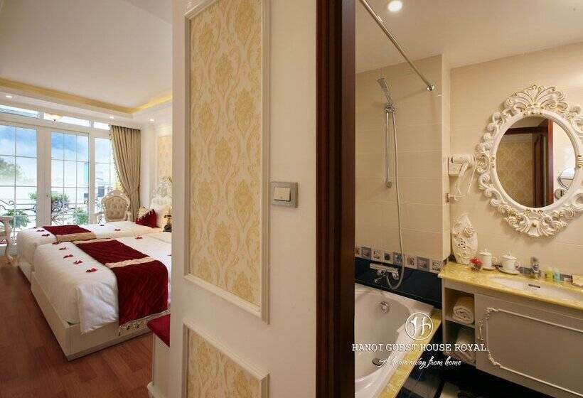 اتاق لوکس سه تخته, Hanoi Hotel Royal