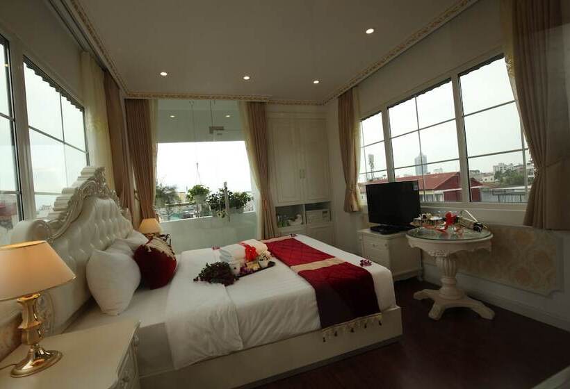 اتاق پرمیوم, Hanoi Hotel Royal