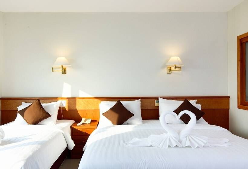 주니어 스위트, Kanchanaburi City Hotel   Sha Extra Plus