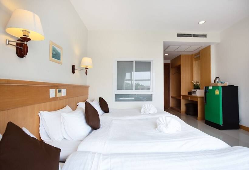 スタンダードトリプルルーム, Kanchanaburi City Hotel   Sha Extra Plus