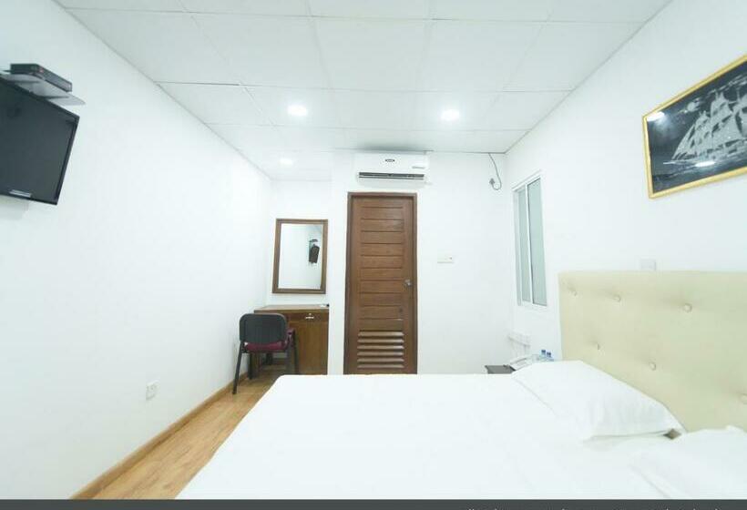 Номер Deluxe, Metro City