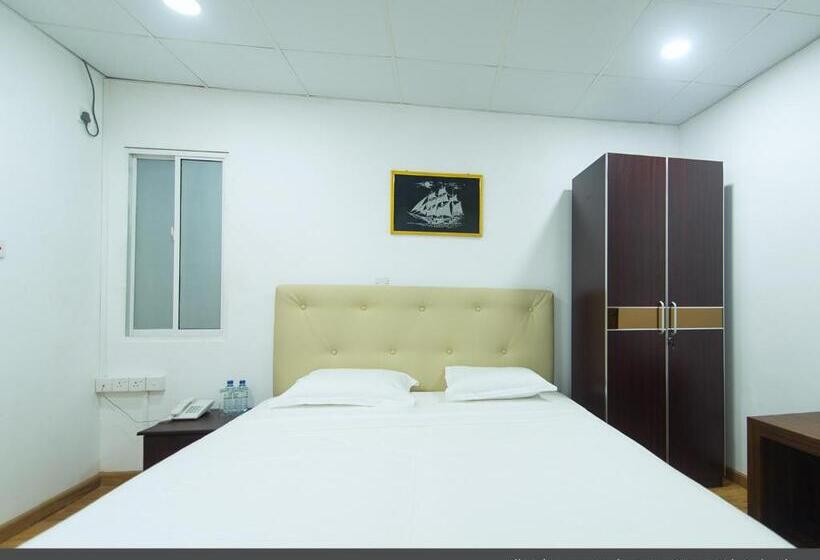 Номер Deluxe, Metro City