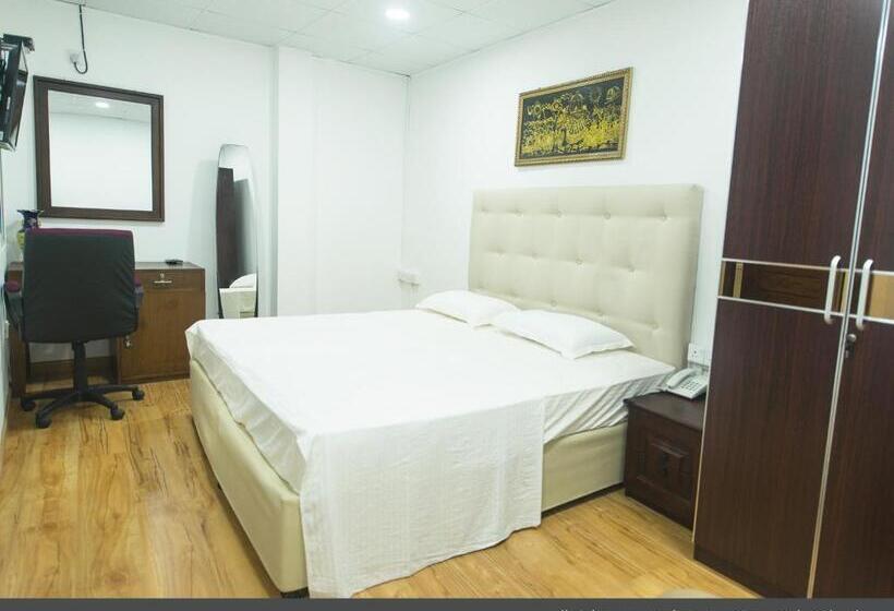 Номер Superior, Metro City