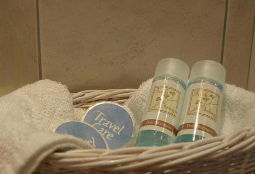 جناح عائلي, Mont Helmos