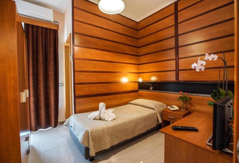 חדר סטנדרט יחיד עם מרפסת, Murgia