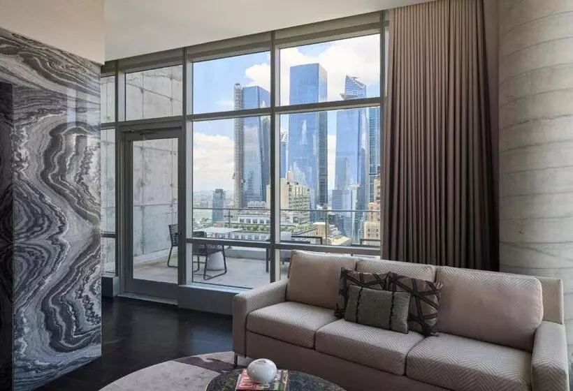 Sviitti Parveke, Renaissance New York Midtown