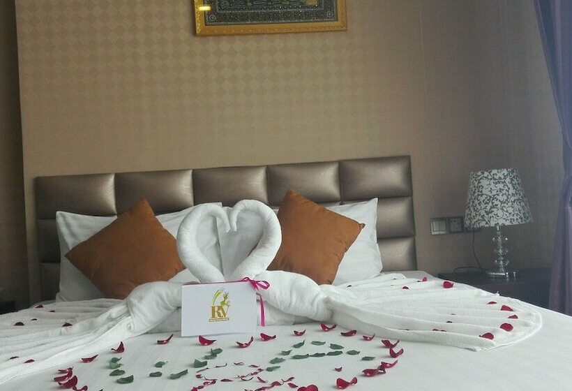 اتاق لوکس, Rising Venus