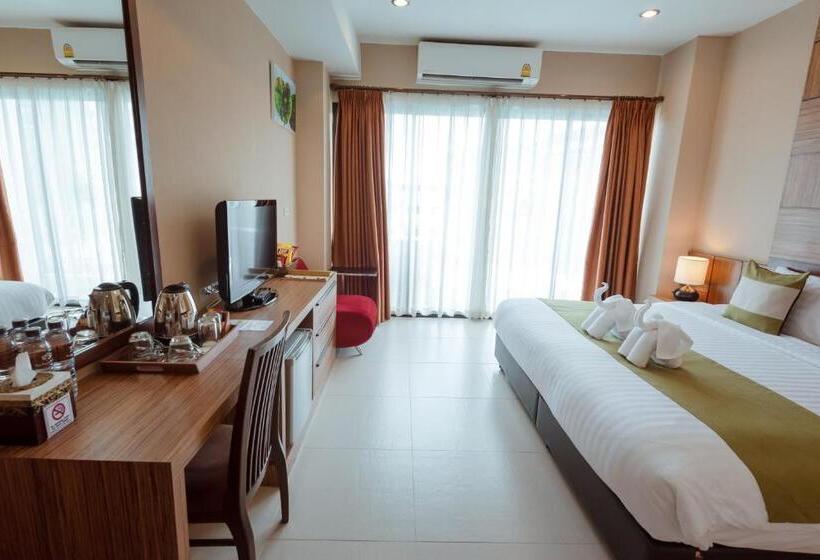 高级客房, The Pannarai