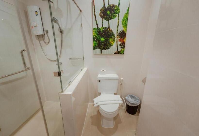 豪华房间, The Pannarai