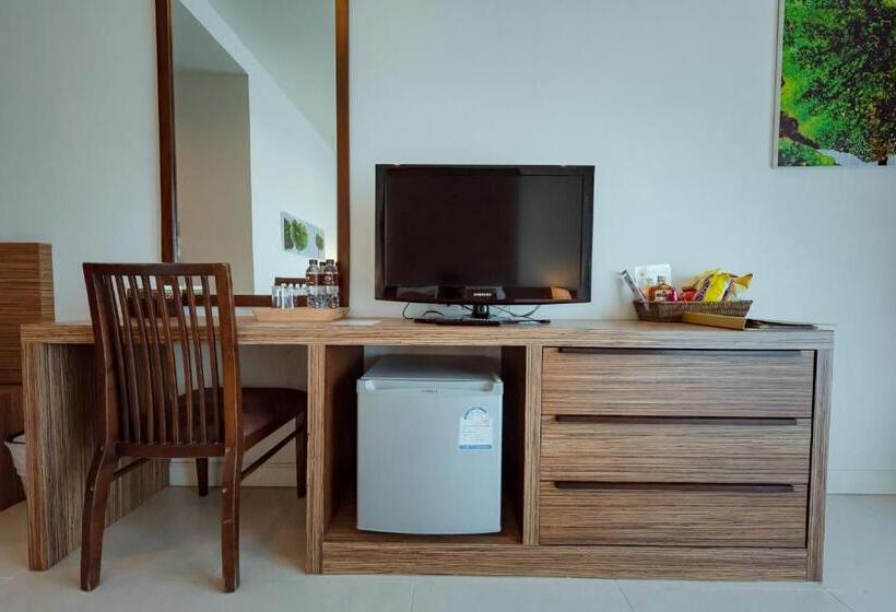 豪华房间, The Pannarai