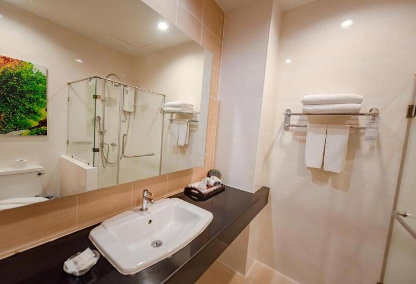 高级客房, The Pannarai