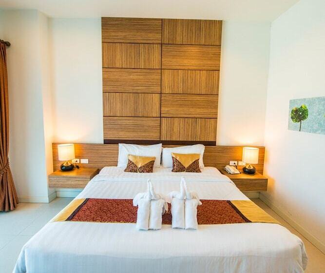 高级大房间, The Pannarai