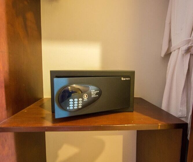 高级客房, The Pannarai