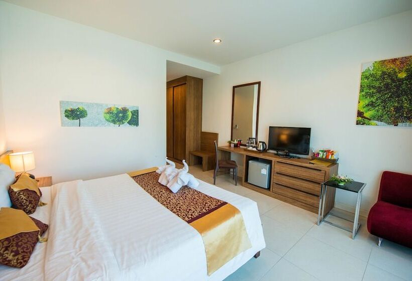 高级客房, The Pannarai