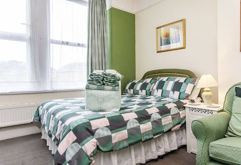 浴室共有スタンダード4人用ルーム, The Ravensbourne