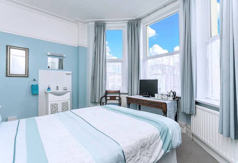 バス共有のスタンダードルーム, The Ravensbourne