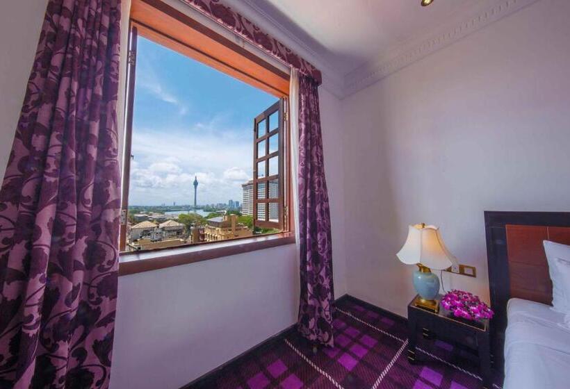 جناح, The Steuart By Citrus