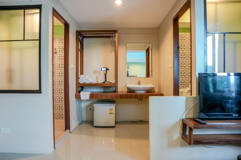 豪华房间, Tree Retro