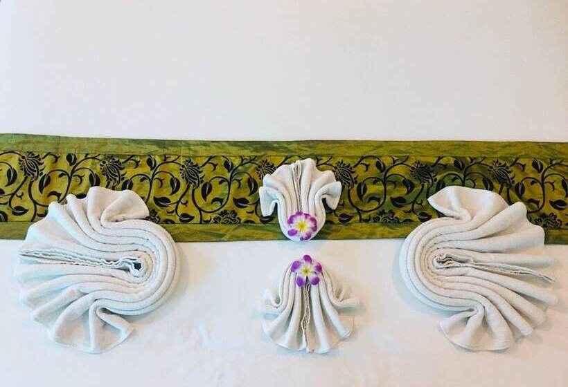 豪华房间, Tree Retro