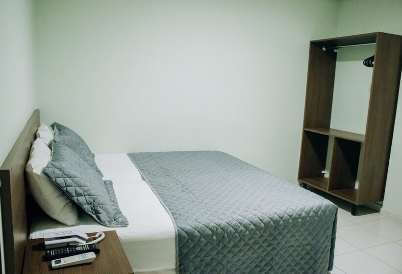 Номер Стандарт, Trindade Plaza