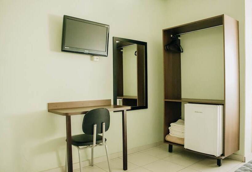 Номер Стандарт Трехместный, Trindade Plaza