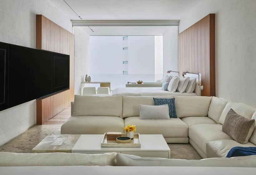 Полулюкс, Viceroy Los Cabos