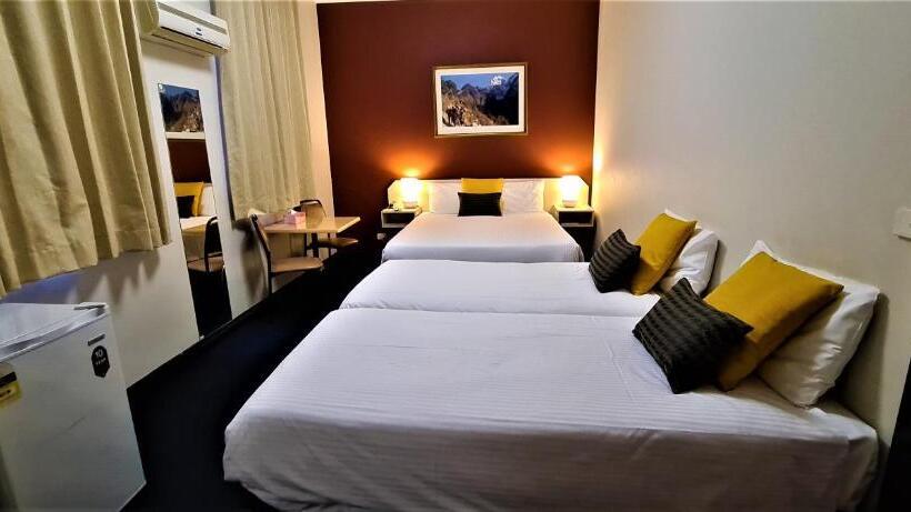 家庭间, Brunswick Tower