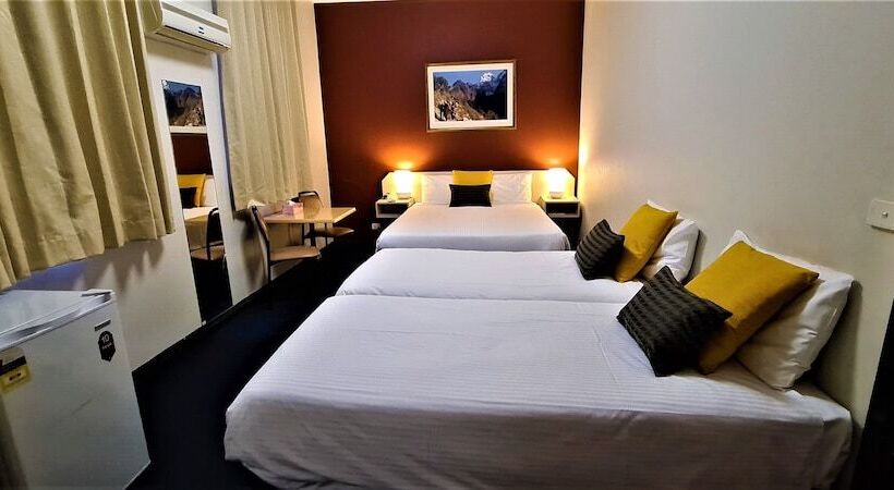 家庭间, Brunswick Tower