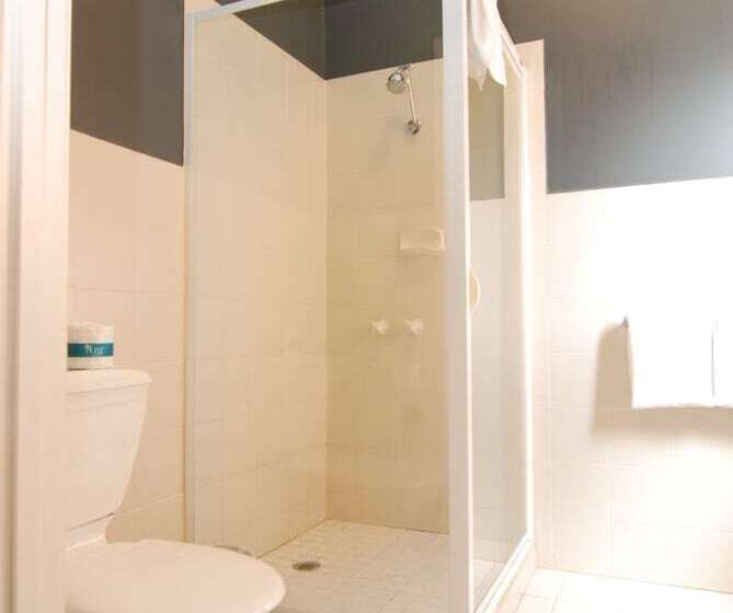 家庭间, Brunswick Tower