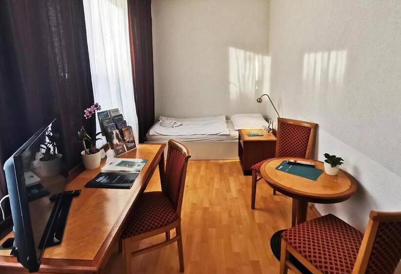 スタンダードシングルルーム, Spreewaldschule @swarmhotels