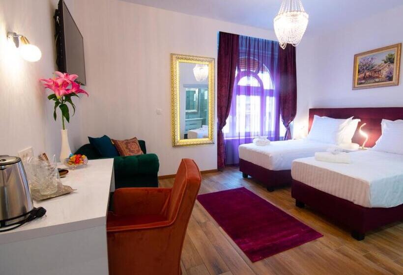 اتاق لوکس, Center Luxury Rooms 3
